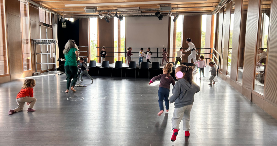 Col·laboració amb la Nau Ivanow