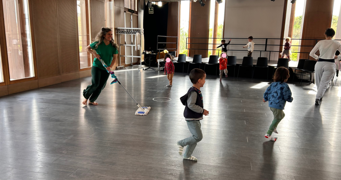 Col·laboració amb la Nau Ivanow